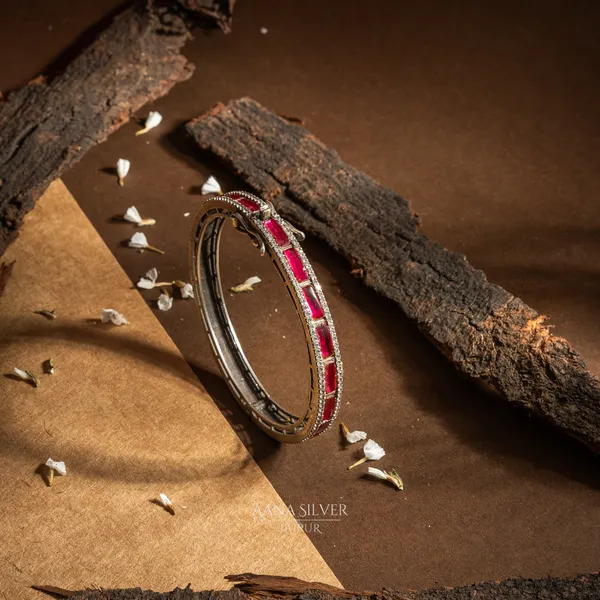 Saundarya_Royal_Traditional_Ruby_Bangle_Kada