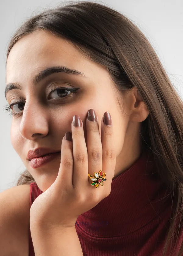 Swarna_Navratan_Kundan_Ring