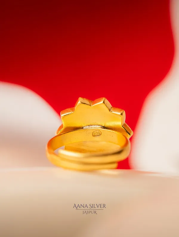 Swarna_Versatile_Flower_Kundan_Ring