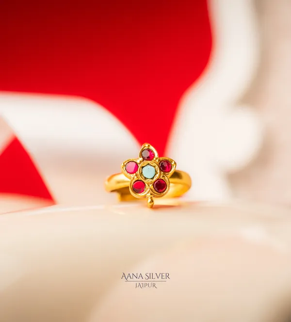 Swarna_Minimalistic_Flower_Kundan_Ring