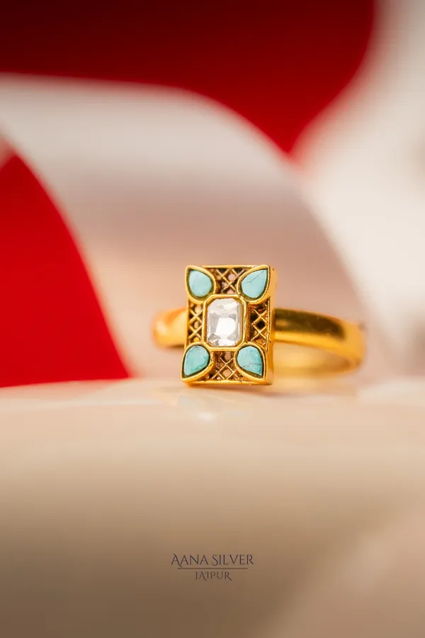 Swarna_Minimalistic_Turquoise_Quartz_Jali_Kundan_Ring