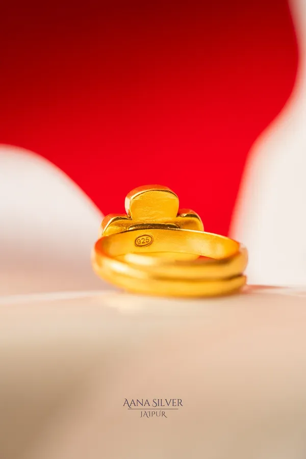 Swarna_Quartz_Flower_Kundan_Ring