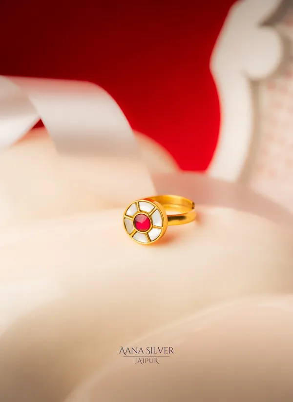 Swarna_Rounded_Motif_Kundan_Ring