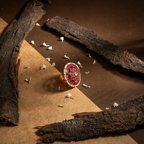Swarna_Royal_Ruby_Quartz_Flower_Kundan_Ring