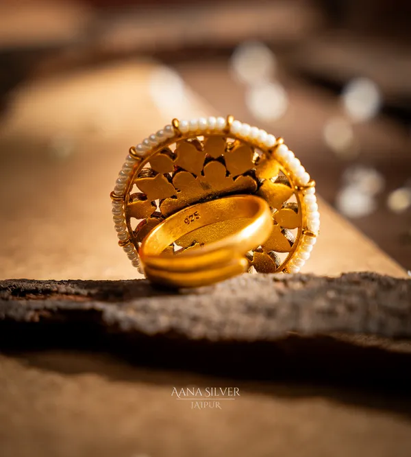 Swarna_Royal_Emerald_Quartz_Kundan_Ring