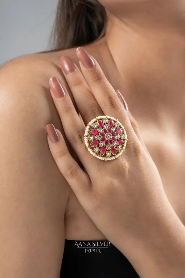 Swarna_Royal_Quartz_Ruby_Kundan_Ring