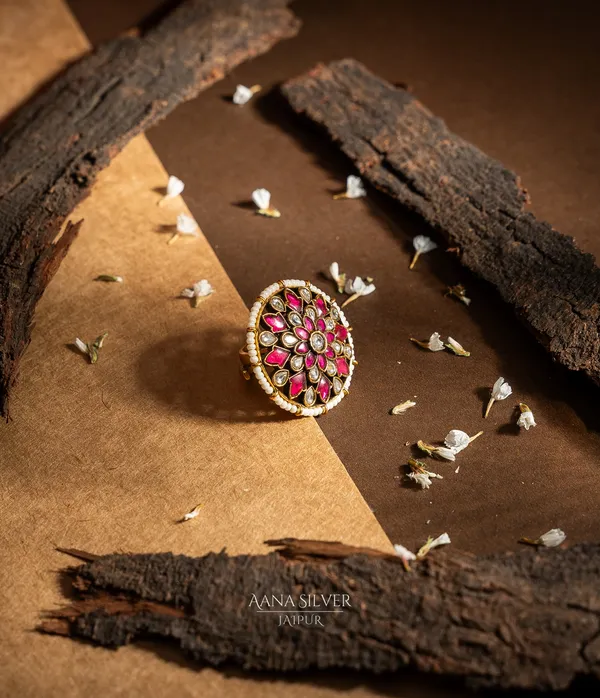 Swarna_Royal_Quartz_Ruby_Kundan_Ring