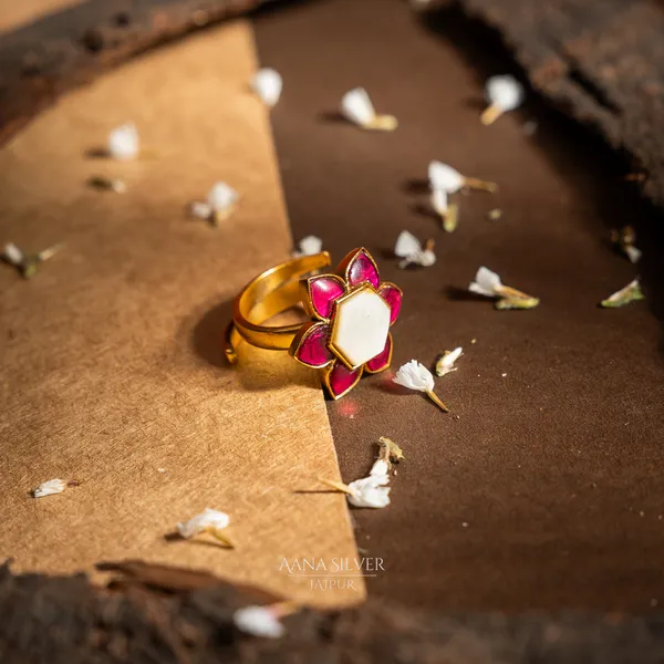 Swarna_Ruby_Mother_Of_Pearls_Kundan_Ring