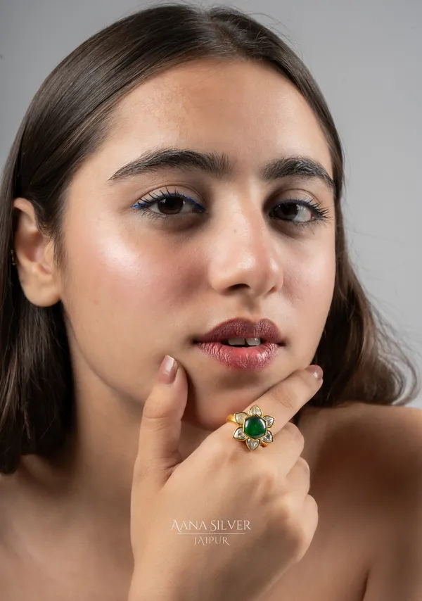 Swarna_Traditional_Emerald_Quartz_Kundan_Ring