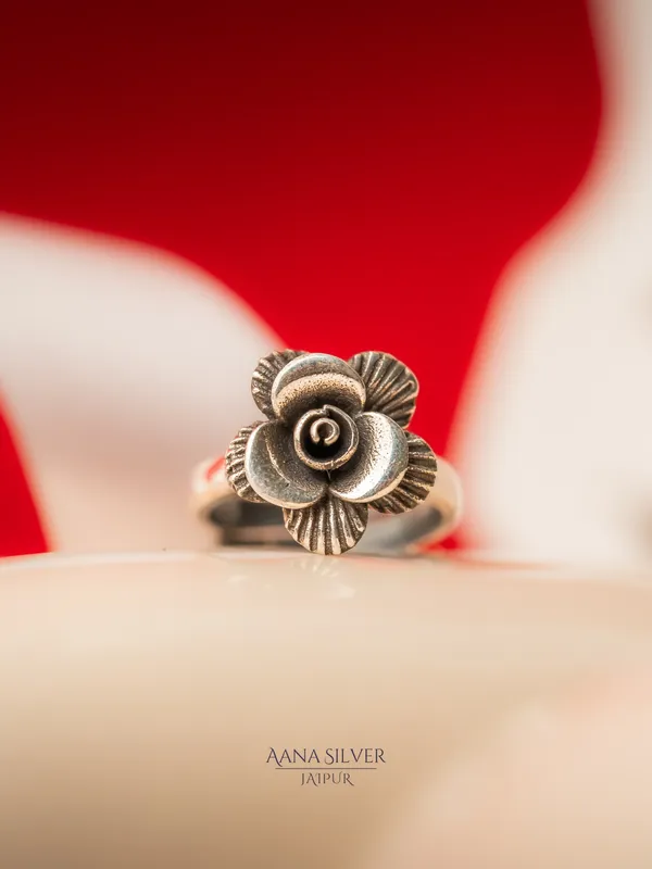 Aabharan_Layered_Flower_Ring