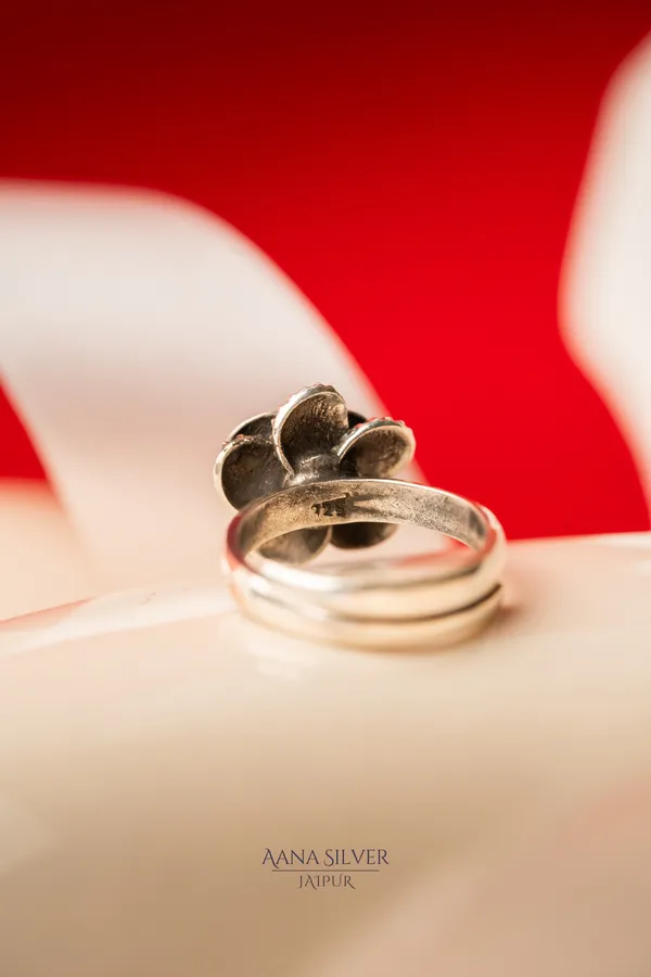 Aabharan_Layered_Flower_Ring