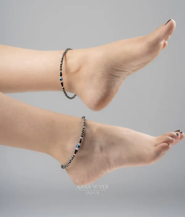 Aana_Statement_Evil_Eye_Anklet