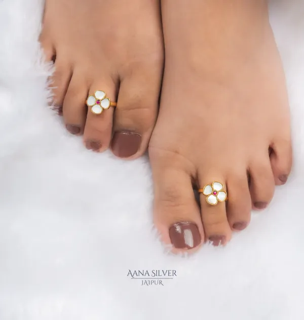 Swarna_Flower_Kundan_Toe_Rings