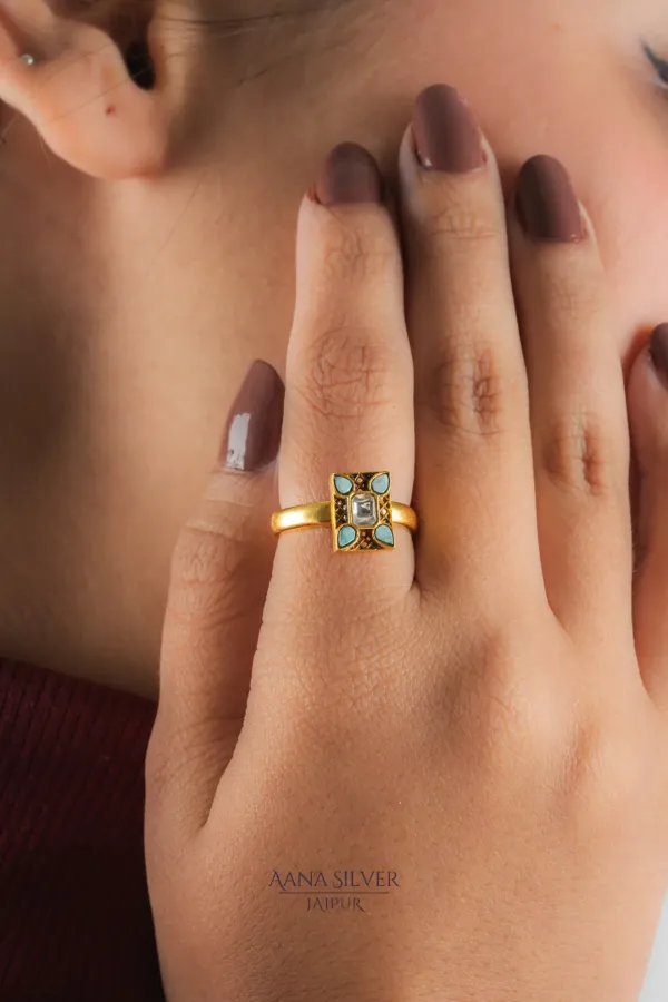 Swarna_Minimalistic_Turquoise_Quartz_Jali_Kundan_Ring