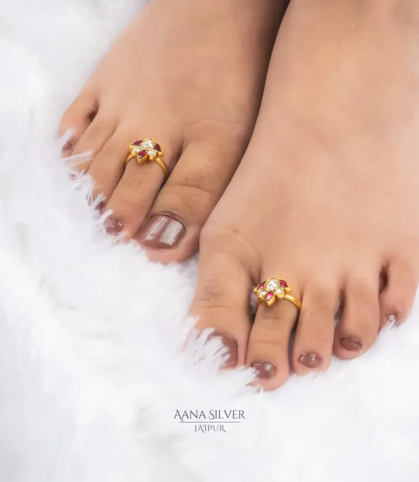 Swarna_Lotus_Kundan_Toe_Rings
