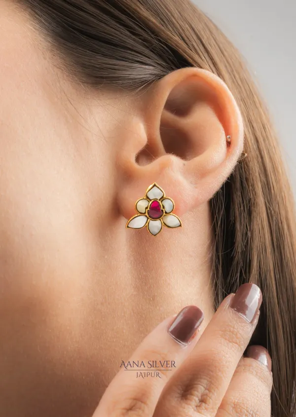 Swarna_Leafy_Kundan_Earrings
