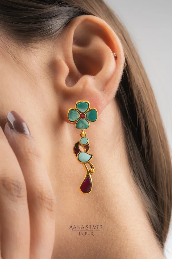 Swarna_Embossed_Peacock_Kundan_Earrings