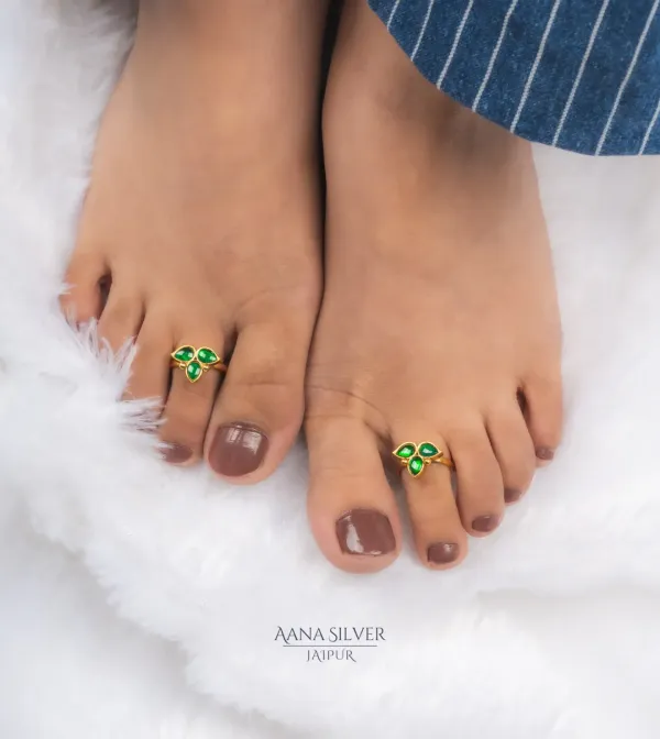 Swarna_Emerald_Leaf_Kundan_Toe_Rings