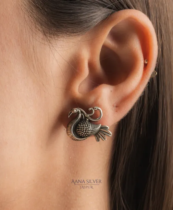 Aabharan_Detailed_Dotted_Peacock_Earrings