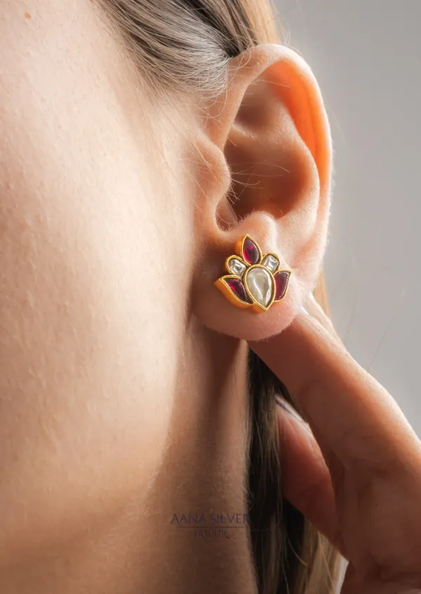 Swarna_Lotus_Kundan_Earrings