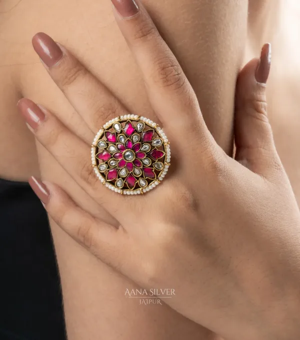 Swarna_Royal_Quartz_Ruby_Kundan_Ring