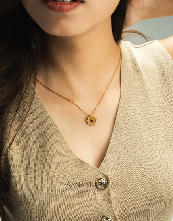 Swarna_Ruby_Minimalist_Flower_Necklace
