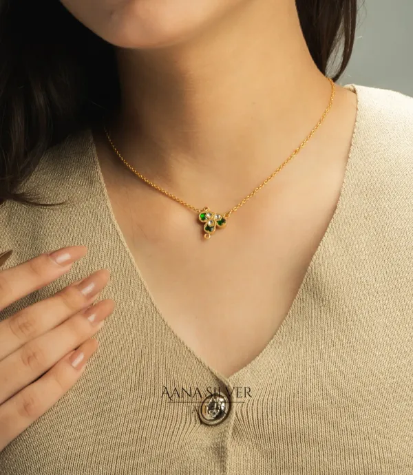 Swarna_Zircon_Emerald_Triple_Leaf_Necklace_Set