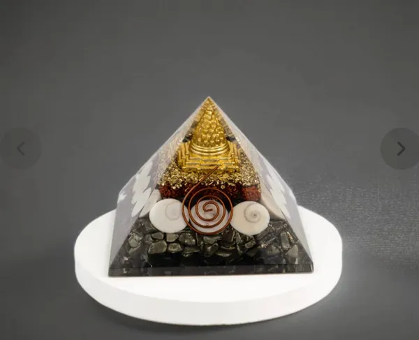 LAXMI_YANTRA_PYRAMID_