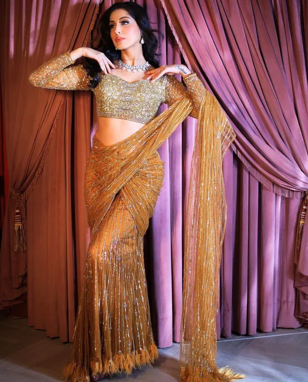 NEW_BOLLYWOOD_STYLE_FANCY_LEHENGHA_CUM_SAREE_SEQUENCE_EMBROIDERED_WORK_WITH_CHOLI