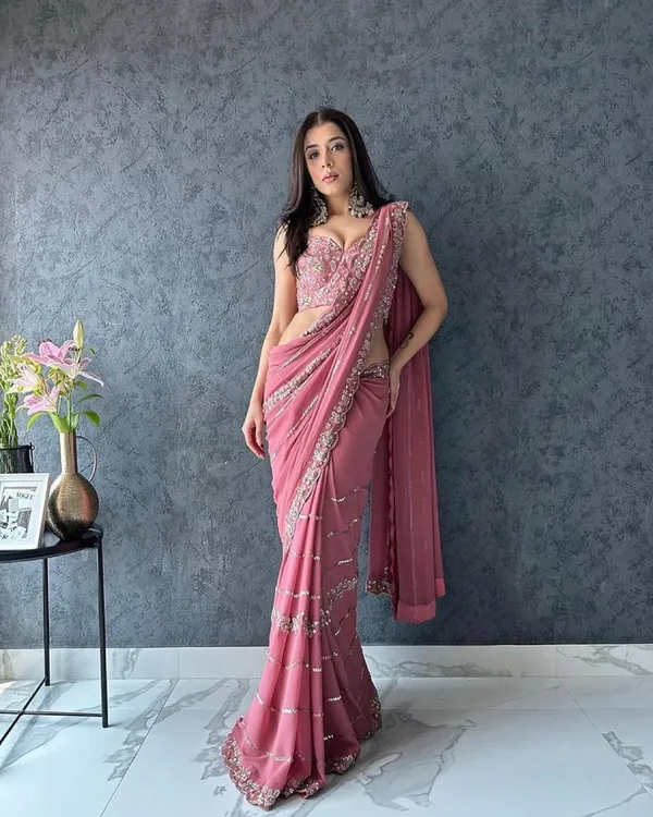 Pink_Color_Beautiful_Heavy_Pure_Soft_Georgette_Saree_Embroidery_Thread_And_Sequence_Work_And_Blouse