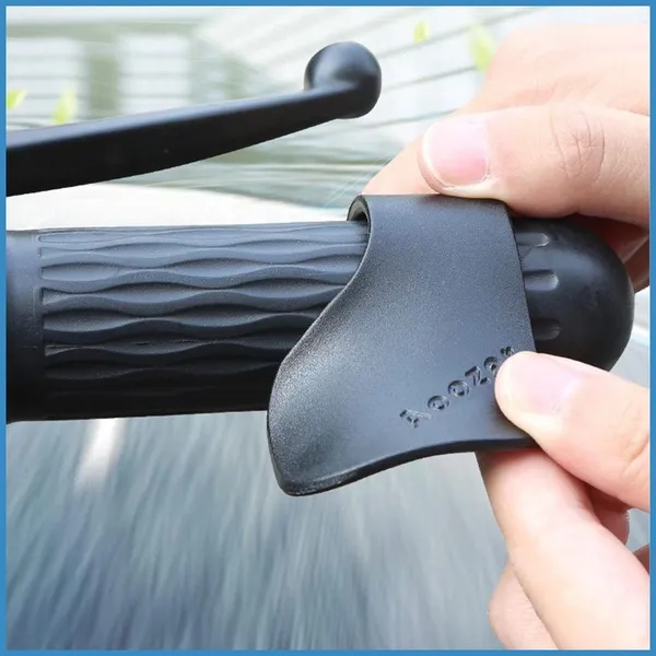 Universal_Motorcycle_E-Bike_Throttle_Mounted_Cruise_Assist_Hand_Rest_Control_Grip_Wrist_Control_Cramp_Rest_for_7/8"_Handle_Bar_for_All_Bikes_(Black).