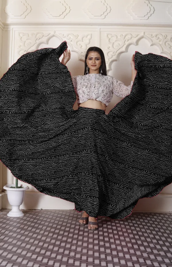 Black_Crepe_Designer_Skirt_For_Women