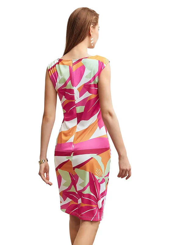 Pink_Knitting_And_Stretchable_Western_Dress_For_Women