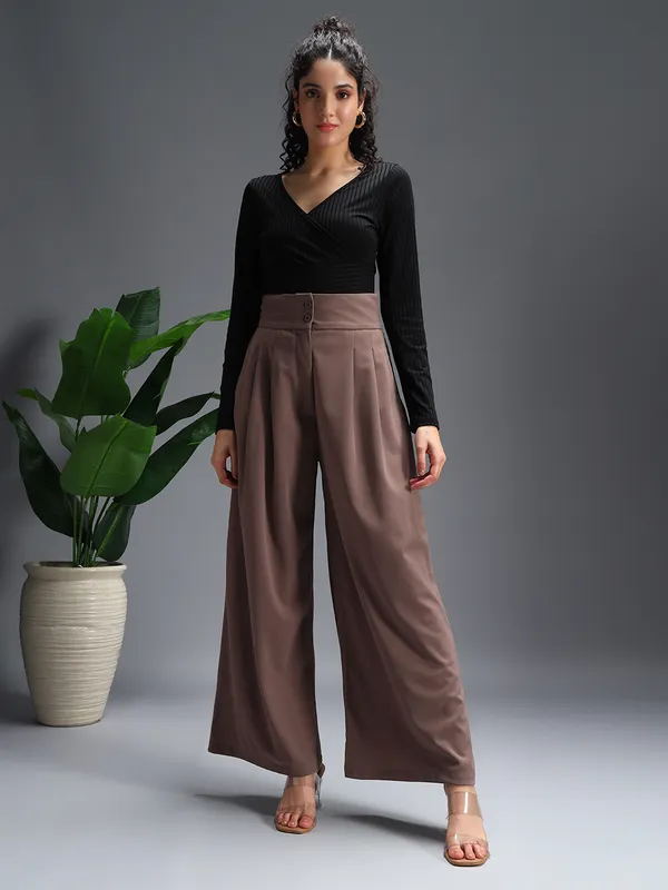 Zastraa_Brown_High_Waist_Darted_Korean_Pants