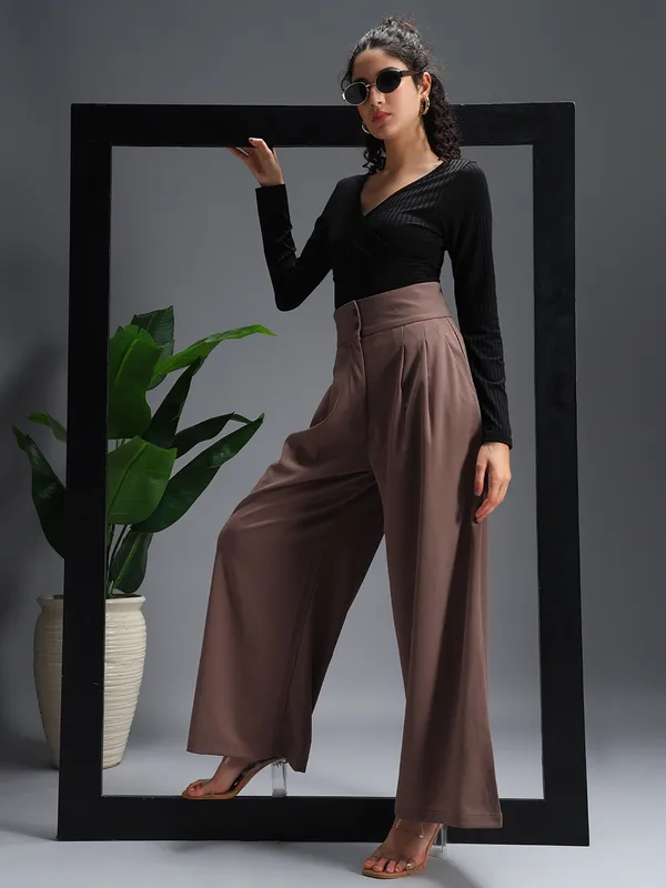Zastraa_Brown_High_Waist_Darted_Korean_Pants