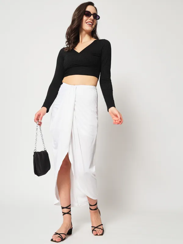 White_Polyester_Skirt_For_Women