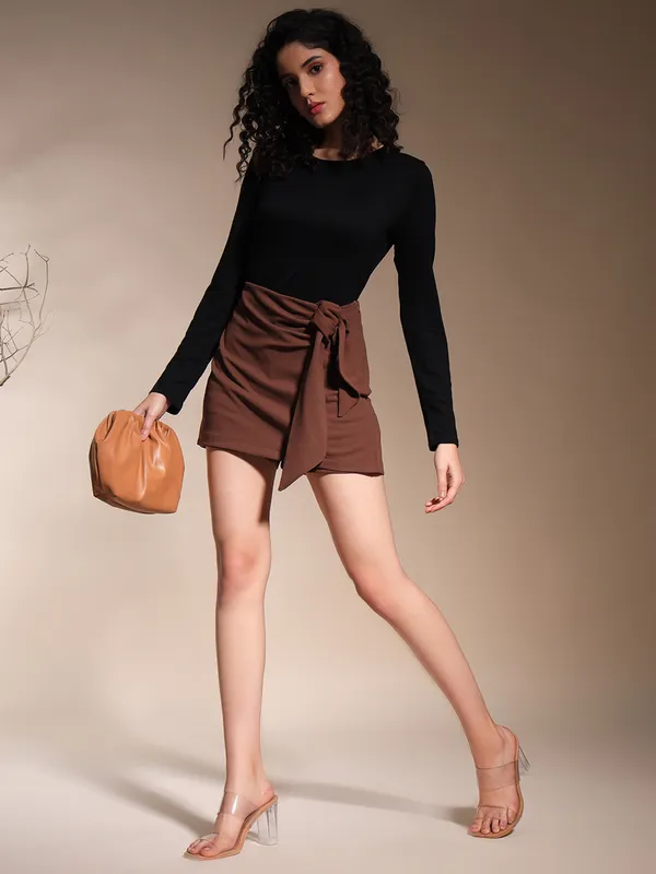 Zastraa_Coffee_Brown_Scuba_Skorts_with_Bow