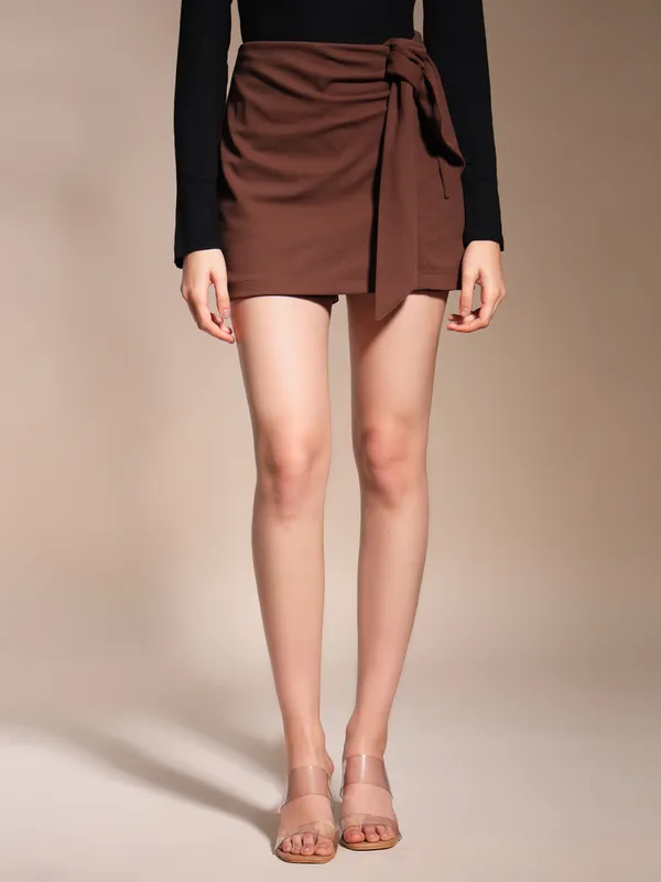 Zastraa_Coffee_Brown_Scuba_Skorts_with_Bow