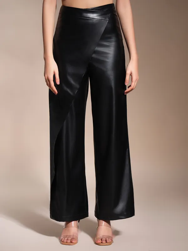 Zastraa_Wrap_Up_PU_Black_Wide_Leg_Korean_Pants