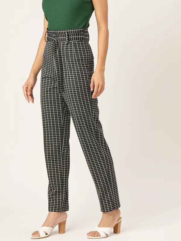 Zastraa_Women_Checked_Smart_Slim_Fit_High-Rise_Trousers