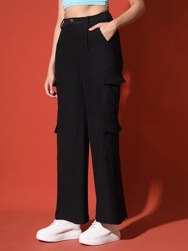 Zastraa_Women_Relaxed_High-Rise_Easy_Wash_Trousers