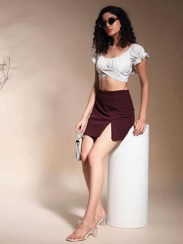 Zastraa_Burgundy_Side_Slit_Scuba_Mini_Skorts