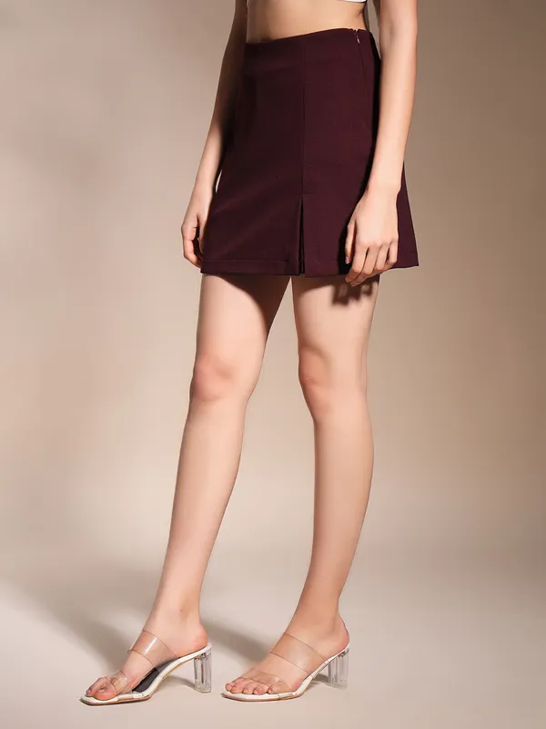 Zastraa_Burgundy_Side_Slit_Scuba_Mini_Skorts
