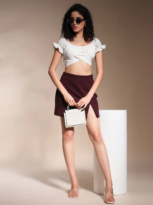 Zastraa_Burgundy_Side_Slit_Scuba_Mini_Skorts