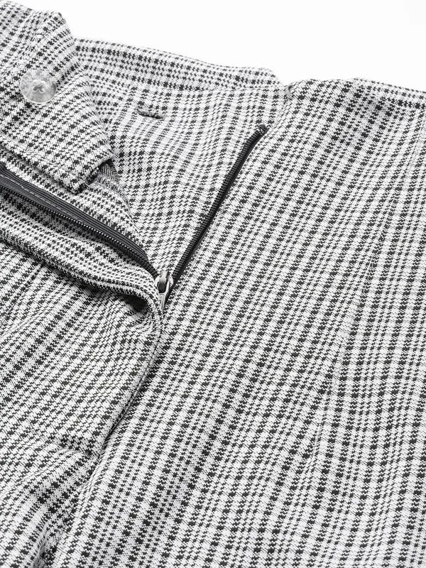 Zastraa_Women_Grey_Checked_Smart_Slim_Fit_High-Rise_Formal_Trousers