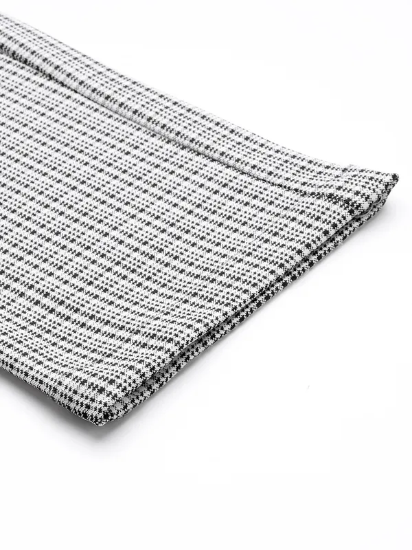 Zastraa_Women_Grey_Checked_Smart_Slim_Fit_High-Rise_Formal_Trousers