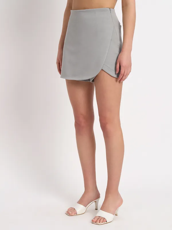 Zastraa_High_Waist_Curved_Hem_Mini_Skorts