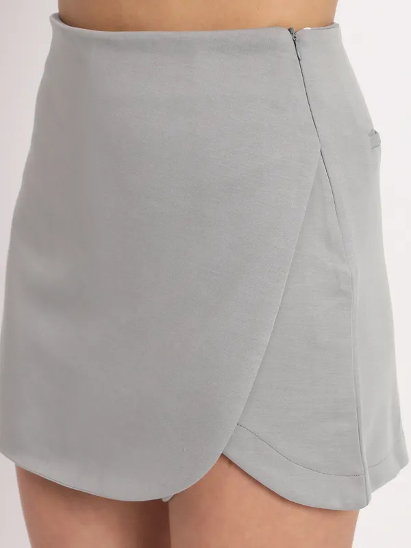 Zastraa_High_Waist_Curved_Hem_Mini_Skorts