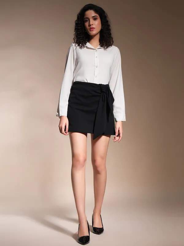 Zastraa_Black_Scuba_Skorts_with_Bow