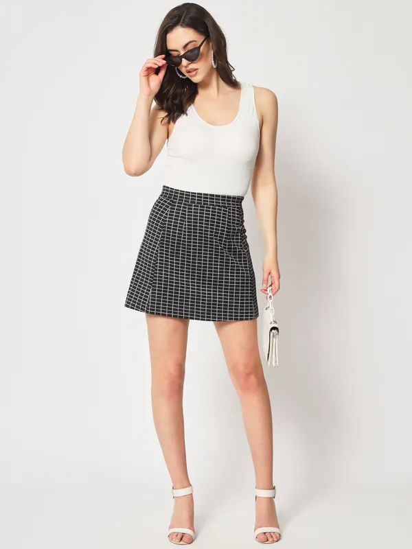 Zastraa_Black_&_White_Checked_A-Line_Mini_Skirt